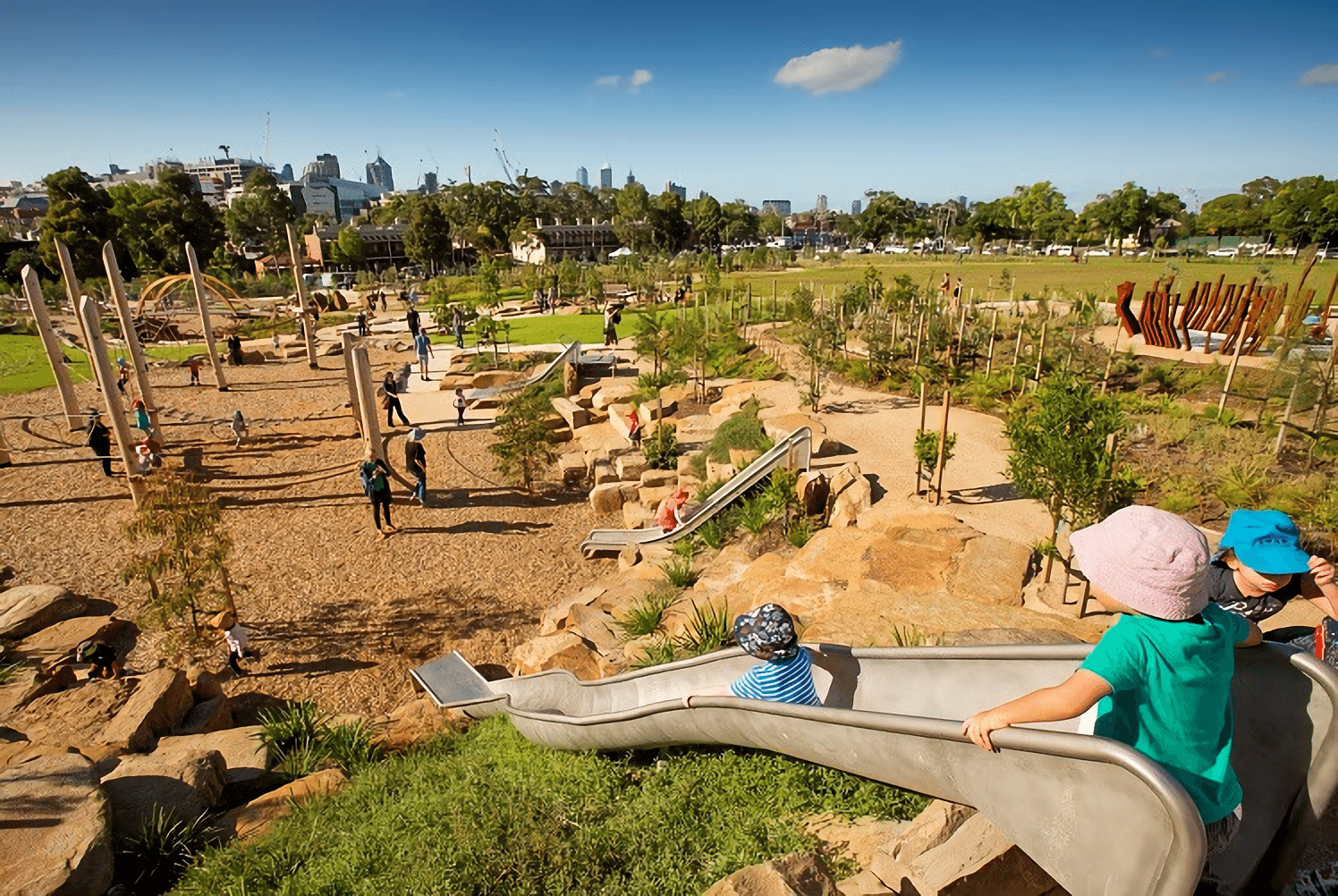 Nature play. Королевский парк в Мельбурне детская площадка. Royal Park nature Play Playground. Мельбурн, Австралия. Детские площадки в Австралии. Австралийский парк Ройял.